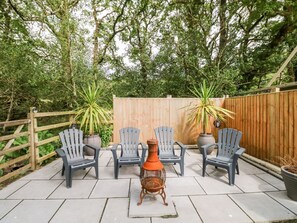 Terrace/patio - Pondfield Gate, Cwmgors (Ammanford)