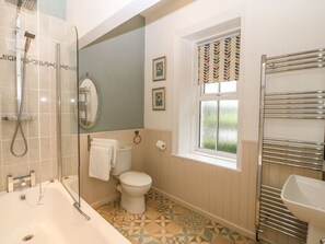 Shower - Muriau Park, Caernarfon, Hot tub (Caernarfon)
