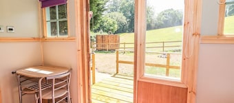 Charming Railway Carriage Retreat