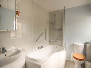 Shower - Shepherds Rest: A Pet-Friendly Retreat (Bude)