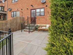 Terrace/patio - Eskview Cottage, Ruswarp (Whitby)
