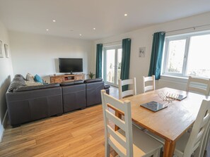 Living area - Isallt, Bontnewydd, Gwynedd (Caernarfon)