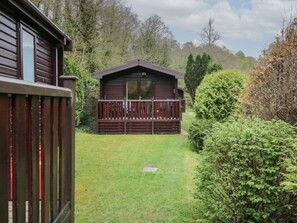 Property grounds - Canadian Cabin No 38, Keswick. (Keswick)