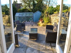 Terrace/patio - The Potting Shed, Burton-In-Kendal (Carnforth)