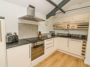 Private kitchen - The Potting Shed, Burton-In-Kendal (Carnforth)