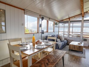 Dining - Top Of The World Lodge, Aberdovey (Aberdovey)