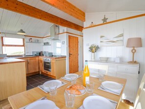 Dining - Top Of The World Lodge, Aberdovey (Aberdovey)