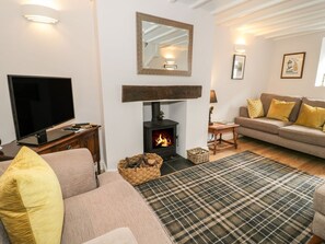 Fireplace - Marlin Cottage, Conwy (Conwy)