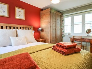 Room - South Lodge, Hazelbury Bryan (Sturminster Newton)