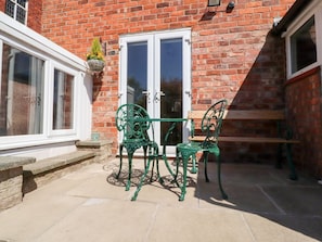 Outdoor dining - Mullans, Southport, Merseyside (Southport)