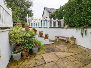 Terrace/patio - Angorfa: A Charming Retreat in Beaumaris (Beaumaris)