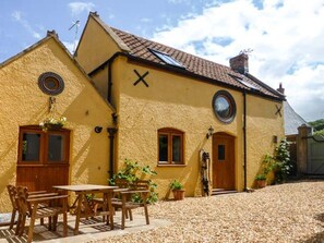 Exterior - The Old Cottage, Weston-Super-Mare (Weston-super-Mare)