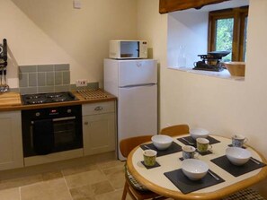 Dishwasher - The Old Cottage, Weston-Super-Mare (Weston-super-Mare)