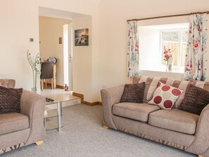 Fireplace - The Boundary Annex: A Dog-Friendly Retreat (Bishops Castle)