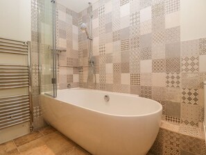 Shower - The Hayloft, Honiton (Honiton)