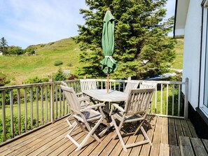 Outdoor dining - WESTHAVEN, WiFi, Beautiful Views, TV. Ref. 979485. (Mallaig)
