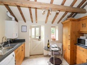 Private kitchen - Old Bothy, located in Halford. (Shipston-on-Stour)