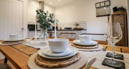 Hub House Three Oaks Hastings