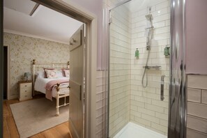 Shower - Owl Cottage, Morpeth (Morpeth)