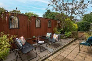 Terrace/patio - Owl Cottage, Morpeth (Morpeth)