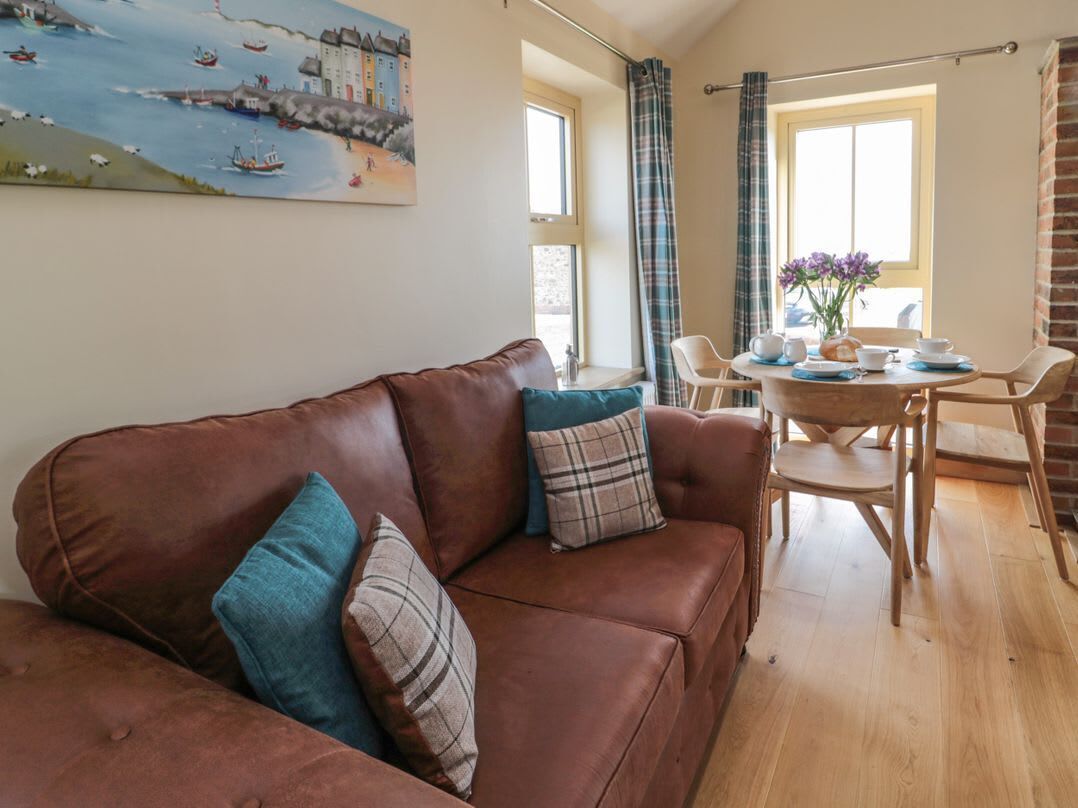 Smithy Cottage, Embleton. Wifi - Craster