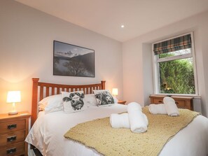 Room - Wendy's Place rests in Foyers. (Inverness)