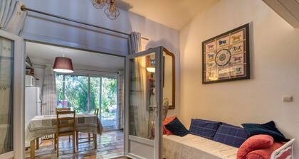 Bed & Breakfast „Gîte La Forge“ mit Gemeinschaftsgarten und WLAN