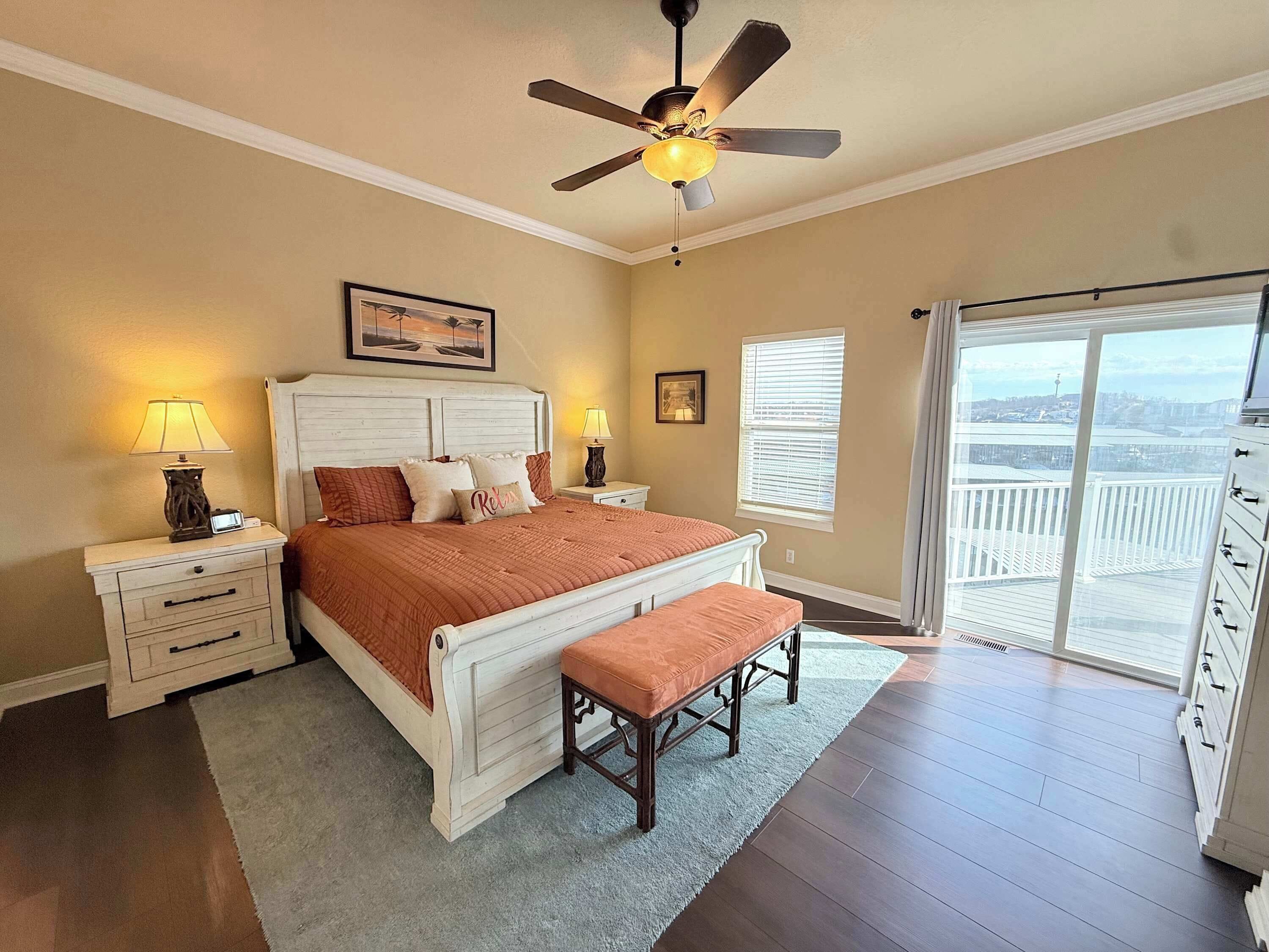 House, Multiple Beds, Balcony (Malibu Sunrise) | 4 bedrooms, individually decorated, individually furnished, bed sheets