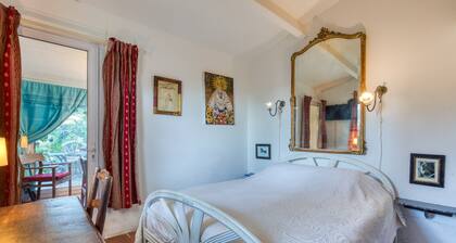 Bed & Breakfast 'Le Niasque' mit Gemeinschaftsgarten und WLAN