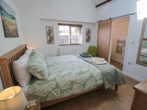 2 bedrooms, WiFi - Garden Cottage, Scalby (Scarborough)