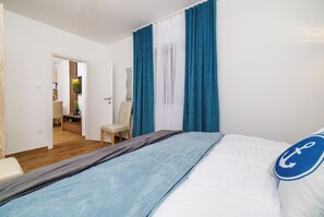 Room - Modern vacation apartment with large terrace and private parking space (Crikvenica)