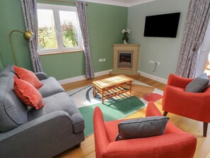 Living area - Charming Meadow Croft Retreat (Haverfordwest)