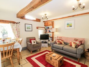 Fireplace - Honey Bee Cottage, Staintondale (Scarborough)