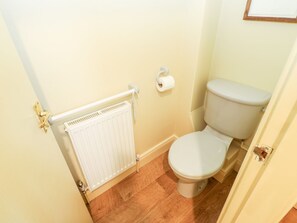 Shower - The Granary, Morpeth (Morpeth)