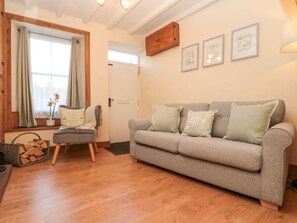 Fireplace - Bay Tree Cottage, Pickering (Pickering)