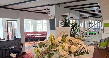 Windsor Local Hotel