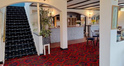 Windsor Local Hotel