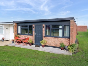 Exterior - 271 California Sands Estate, California, Norfolk (Great Yarmouth)