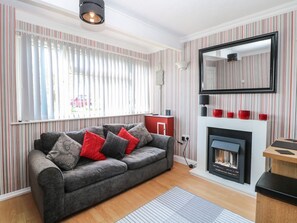 Living area - 271 California Sands Estate, California, Norfolk (Great Yarmouth)