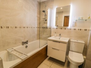 Shower - Ocean View Apartment, Colwyn Bay (Colwyn Bay)
