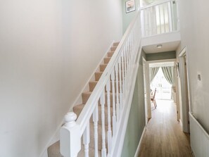 Interior - Win Hill View, Bamford (Hope Valley)