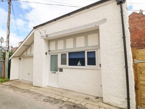 Exterior detail - 2 Dew Street, Menai Bridge (Menai Bridge)