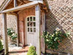 Exterior detail - The Cow Byre: Romantic Getaway (Kirkby Stephen)