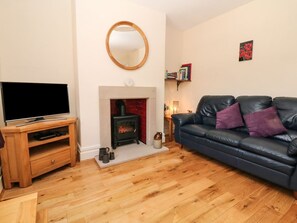 Living area - Milford House, Tideswell (Buxton)