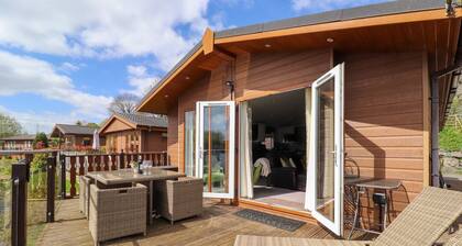 Carpenwray, Carnforth. 3 beds.