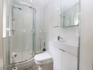 Shower - The Headland, Amlwch (Amlwch)