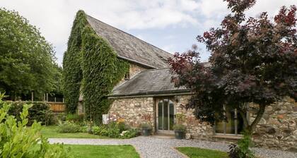 Mistletoe Cottage, Usk
