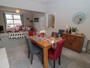 Dining - Skyelands is in Northumberland (Wooler)