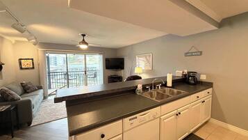 Condo, 1 Queen Bed with Sofa bed, Balcony (Harbor Hideout) | Interior