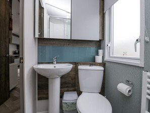 Shower - Puffin: Charming Retreat in St Bees (St Bees)